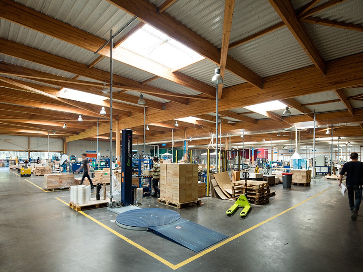 Atelier fabrication caisses de vin