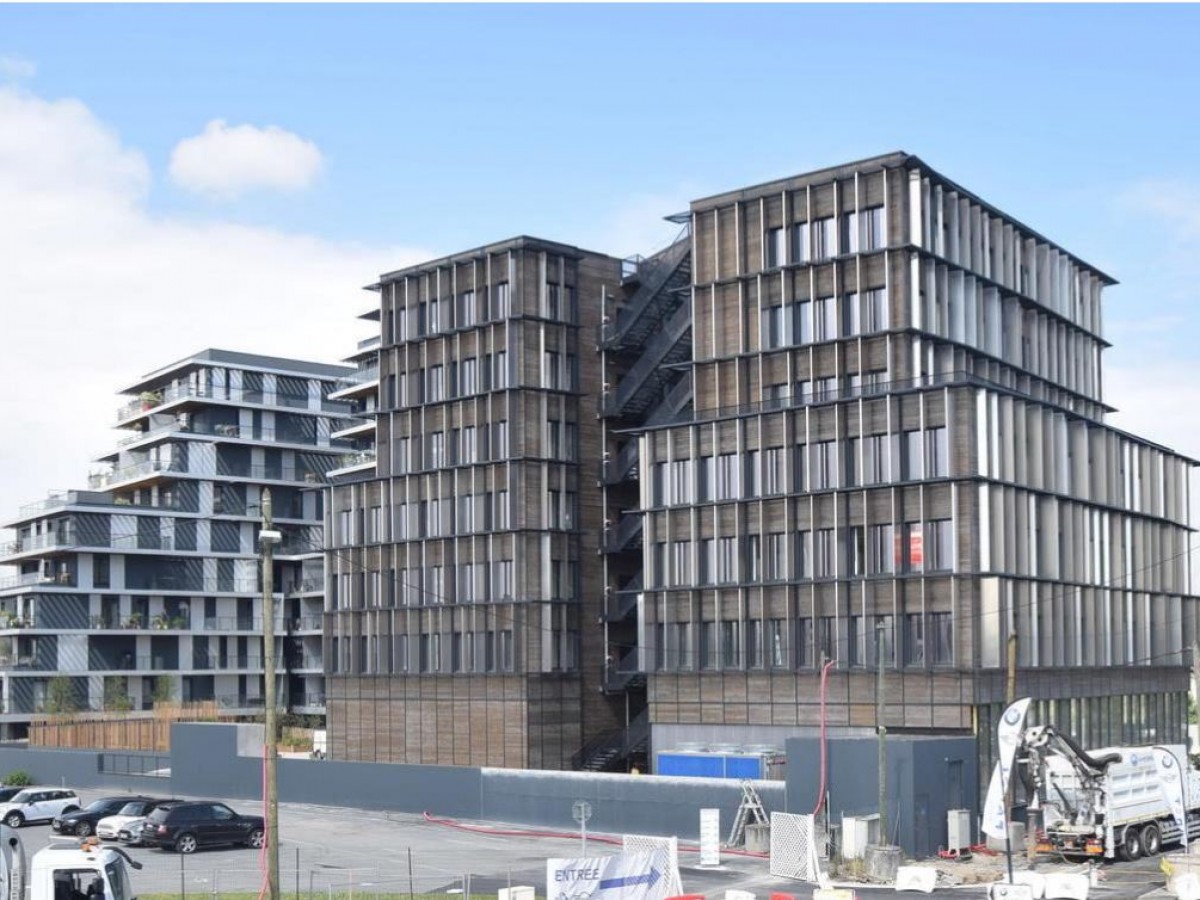Construction de bureaux en bois avec certification HQE niveau Base et Breeam niveau Very Good